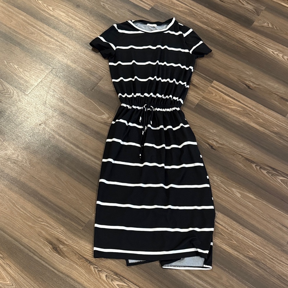 Reborn J Black and White Striped Midi Dress